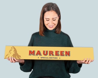 Gepersonaliseerde XXL Toblerone - Melk Chocolade Reep - XXL - 4.5 kg - Melk Chocolade met honing en amandel nougat