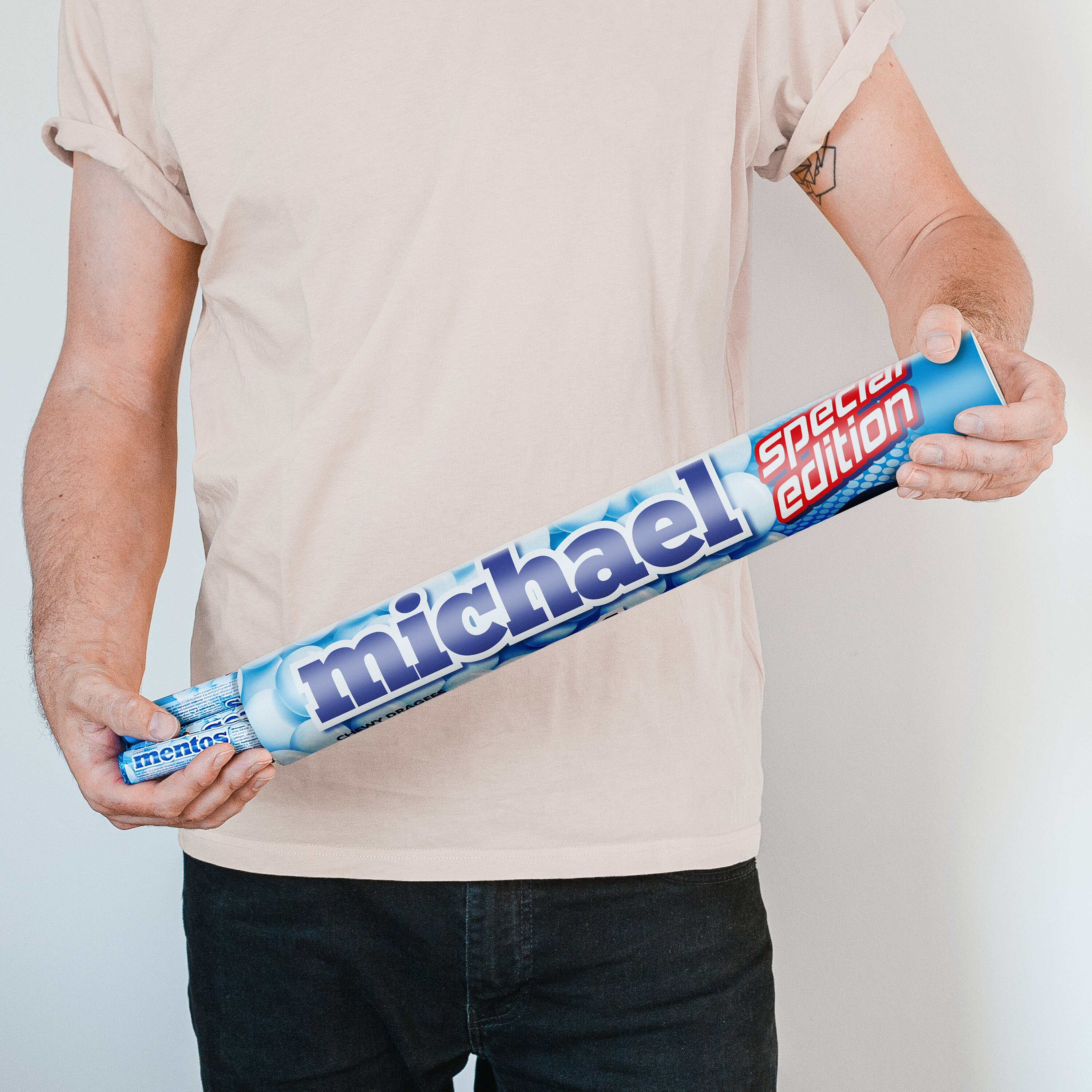 mentos　オリジナルラジオ Personalized XXL Mentos - Mega Mentos Roll With Name - 20 Mentos