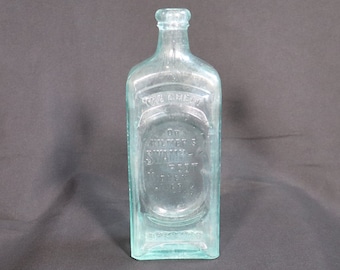 Dr. Kilmer's Swamp Root, 1880's, antique Medicine Bottle, quack medicine, Patent Medicine, Embossed, Quack Medicine, Collectible