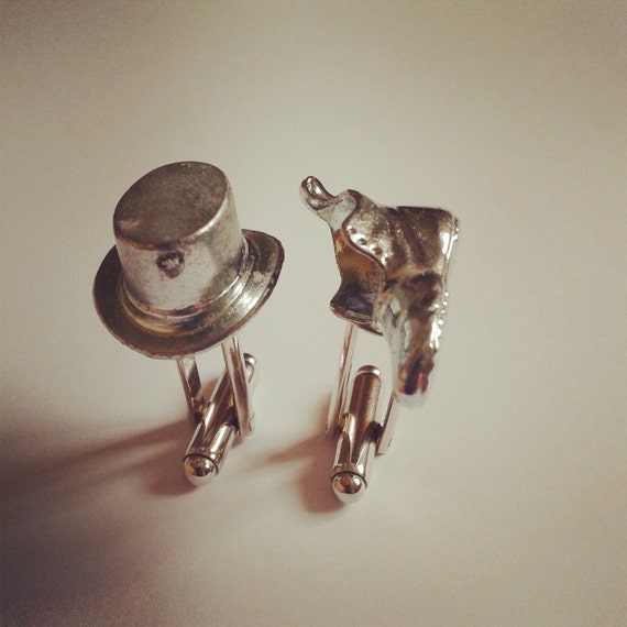 Boutons De Manchette 'Ma Voiture De Monopoly' - Argenté, Acier Rhodié, Marque CLJ, Neuf Sous Blister