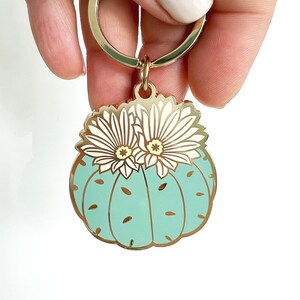 Ricsie Blooming Cactus 18k Gold Plated Keychain