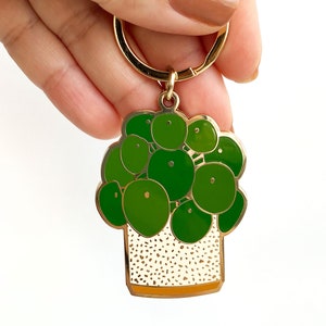 Pilea Plant Enamel Keychain | Cute Plant Keychain | Planter Keychain | Key Fob | Key Ring | Gift for Her | Plant Lady Accessory | Gardener