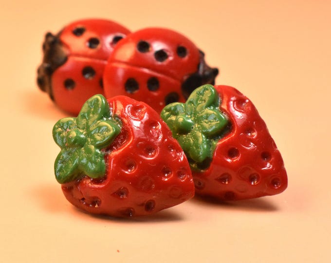 Strawberry Stud Clay Earrings, Fruit Earrings, Mini Food Earrings