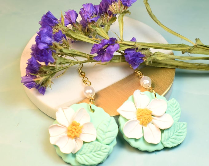 MInt Green Earrings, White Flowers, Pearl Earrings, Clay Flower Earrings