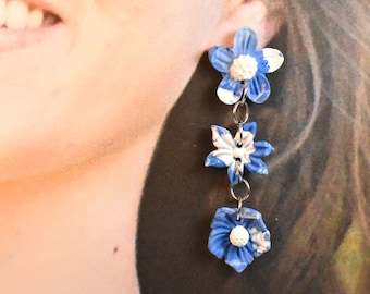 Flower Earrings, Clay Flower Earrings, Blue Flower Earrings, White Flower Earrings, Nature Earrings