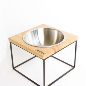 M-MOD Midcentury modern design dog bowl - Medium