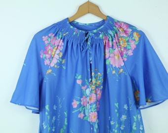 FLAWS Vintage 70s 80s Blue Floral Polyester Housedress House Coat Zip Smocking M