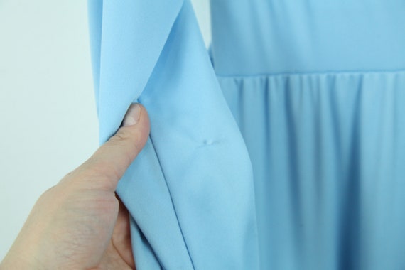 Vintage 70s Baby Blue Ruffle Collar Polyester Max… - image 5