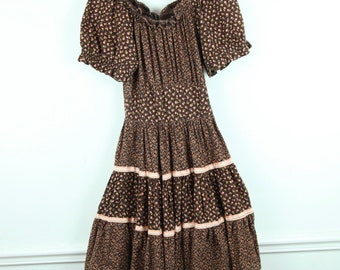 FLAW Vintage handmade prairie dress circle skirt square dance calico cottage S M