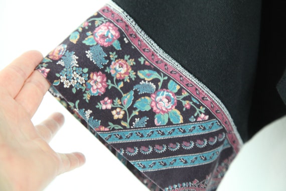 Vintage Handmade Patchwork Sweatshirt Granny Shor… - image 9