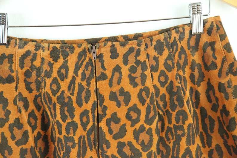 Vintage 90s Melanzana Suede Mini Skirt Leopard Print Animal Cheeta 29 M Punk