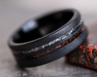 Meteorit- och dinosauriebenring, vigselring, förlovningsring, handgjord ring, svart meteoritring, 8 mm ring, Thorum