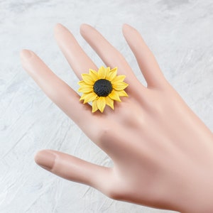 Sunflower Ring. Yellow flower ring. Boho Ring