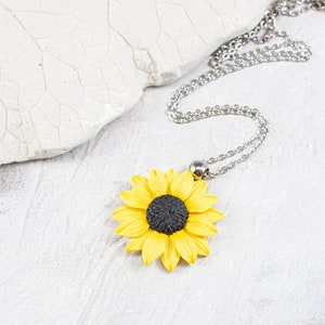 Sunflower necklace, Sunflower bridesmaid, Yellow flower pendant, Floral jewelry