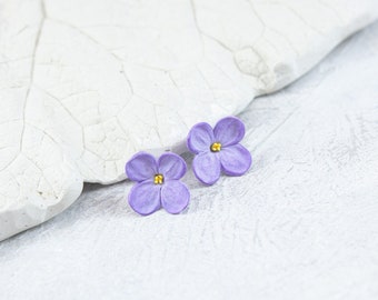 Lilac stud earrings, Minimalist earrings with purple flowers, Simple flower earrings