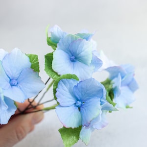 Hydrangea hair pins Set of 4 hair pins Blue hydrangea Floral bridal hair pin Wedding hair jewelry Hydrangea Accessories Hydrangea hair piece