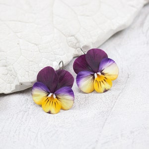 Pansy earrings Realistic flower earrings Floral earrings Pansies jewelry