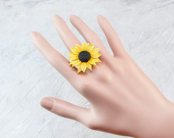 Sunflower Ring. Yellow flower ring. Boho Ring