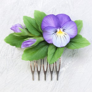 Hair comb with pansies. Bridesmaid flower hair comb. Rustic wedding
