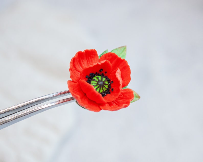 Poppy brooch. Red poppy lapel pin. August Birth Flower jewelry image 6