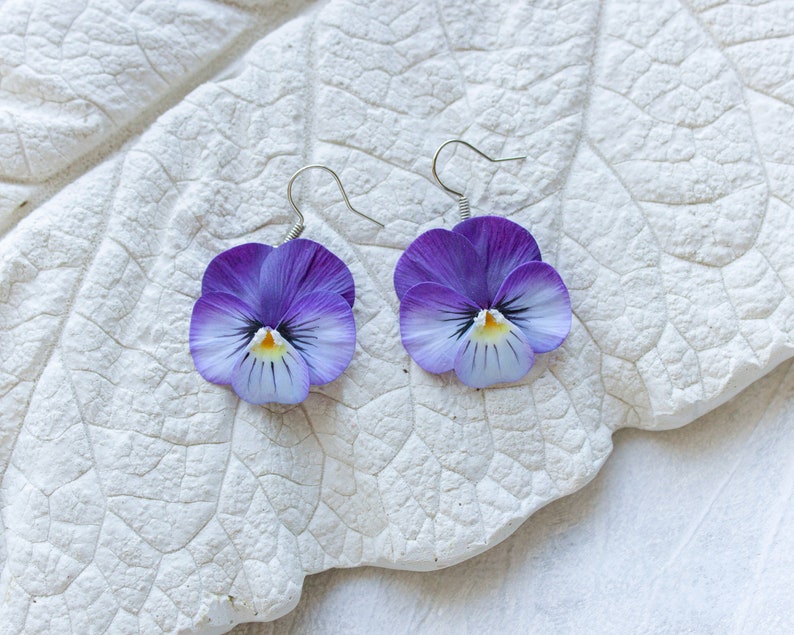 Pansy earrings. Realistic flower statement earrings. Pansies jewelry image 3