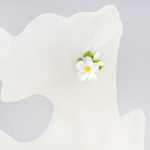 Plumeria earrings Realistic hawaiian flower Frangipani earrings Bridesmaid earrings image 8