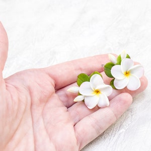 Plumeria earrings Realistic hawaiian flower Frangipani earrings Bridesmaid earrings image 6