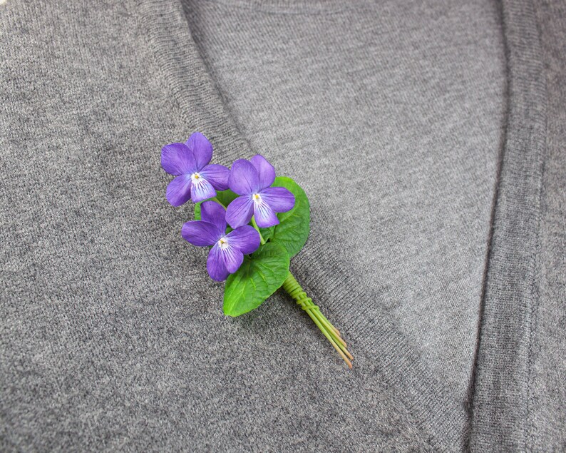 Wild violets brooch. Brooch with realistic flowers. Spring brooch image 8