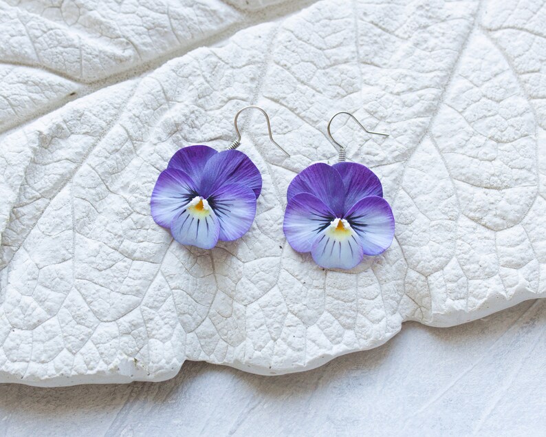 Pansy earrings. Realistic flower statement earrings. Pansies jewelry image 2