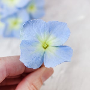 Hydrangea hair pins 1 pc. Realistic hydrangea wedding hair pin. Floral bridal hair pin image 2