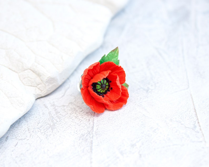 Poppy brooch. Red poppy lapel pin. August Birth Flower jewelry image 2