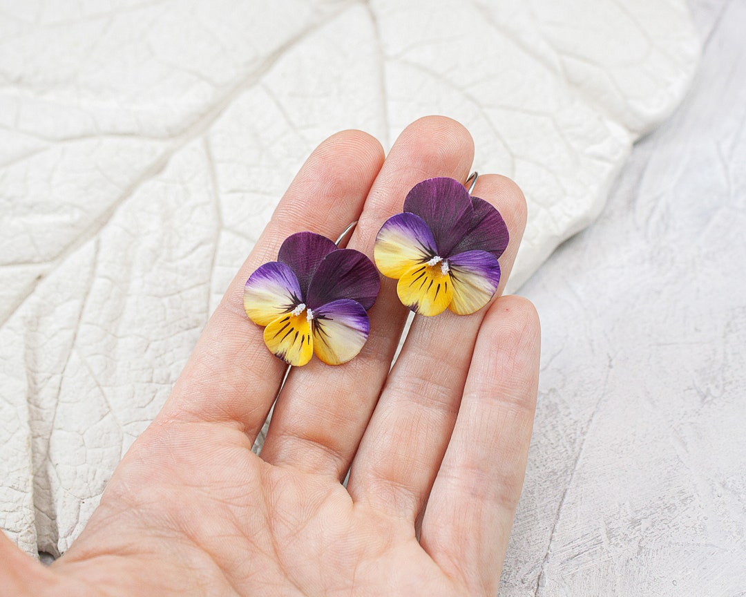 Pansy Earrings Realistic Flower Earrings Floral Earrings Etsy