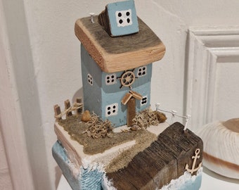 Harbour side cottage,with slipway, shingle,rocks. Coastal gifts