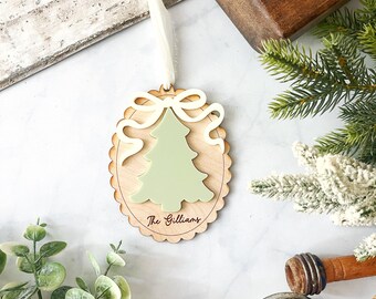 Décoration familiale personnalisée pour sapin de Noël – Bois gravé et acrylique