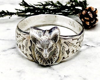 Fox Signet Ring, sterling silver animal statement ring for her, jewelry gift for daughter, nature ring for women, fox gifts for Mothers Day