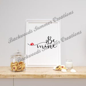 DIGITALE DATEI Be Mine Valentinstag SVG - Cut File for Crafts - Clipart - Schwarzweiß - Herz - Be Mine Hearts - Vday - Liebe