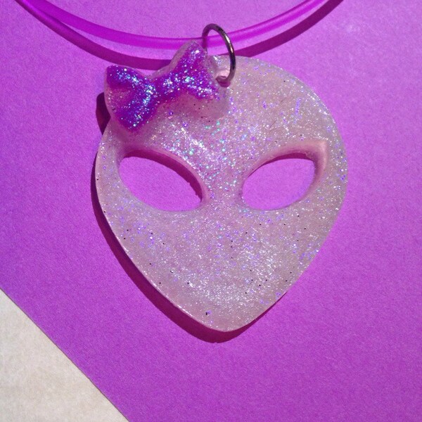 Girl Alien with Purple Bow/ Alien Necklace/ Outer Space Alien/ Creey Cute/ Kawaii Jewelry/ 90s Jewelry/ Rave Jewelry