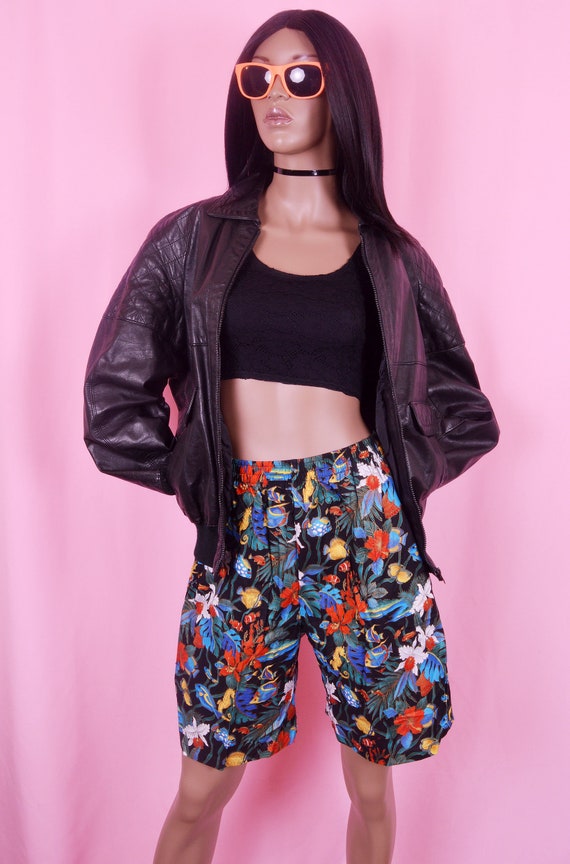 90s Vintage Tropical Print Shorts Large