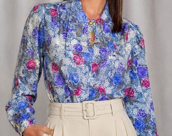Vintage jaren 90 blouse met lange mouwen en kraag, blauwe rozenprint, maat XL