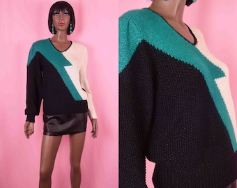 Green Pullover Sweater 90s VINTAGE Green Black Pullover Knit Sweater Lightning Bolt Sweater Unique 1990s Sweater V-Neck Sweater Gift MEDIUM