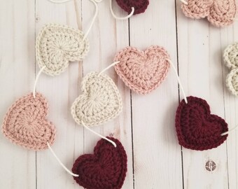 Puffy heart garland - valentine decor - hearts decor - fireplace decor - crochet heart garland - heart bunting - MADE TO ORDER