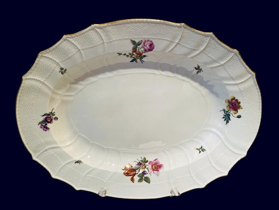 Exceptional 18” KPM Berlin Neu-Ozier Platter Deutsche Blumen Blue Sceptre Mark