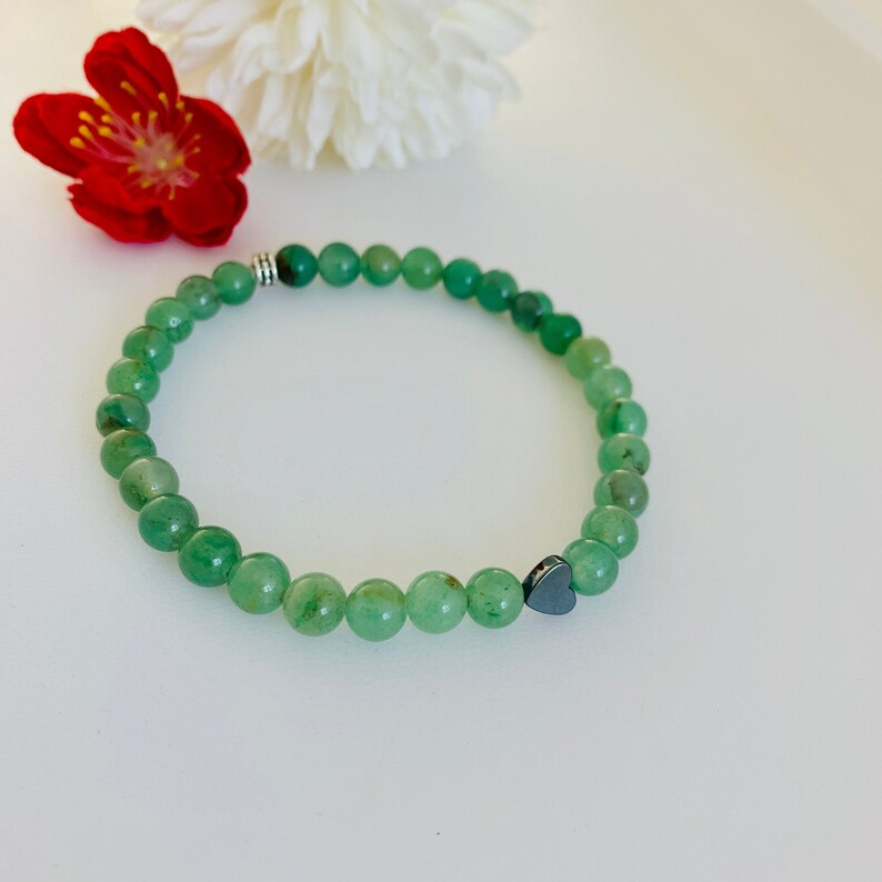 Delicate Aventurine Bracelet Heart Hematite