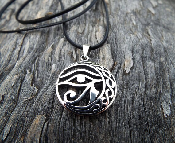 Oeil dHorus oeil de Ra pendentif argent troisième œil | Etsy