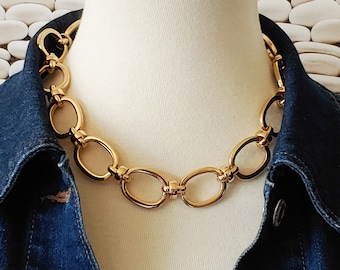 Choker style chunky rolo chain necklace