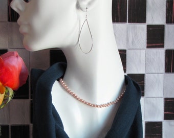 Salmon colored freshwater pearl necklace