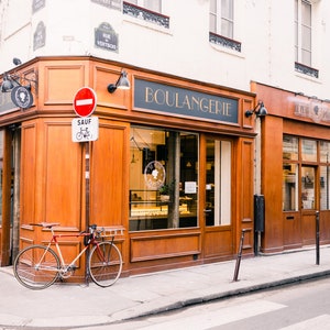 Paris Photography - Charming Paris Bakery, Paris Scene, Autumn in Paris, French Travel Photograph, Wall Decor. Paris Boulangerie