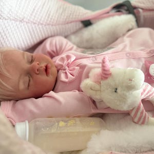 Listo para enviar Ariella Reva Schick Muñeca realista Reborn Durmiendo Recién nacida 0-3 Bebé como silicona siente vinilo suave Princesa rubia