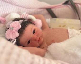 Reborn baby girl full body anitomically correct Belinda Bonnie Sieben newborn fake lifelike like silicone feel vinyl doll eyes awake
