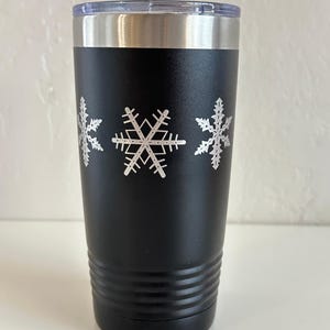 Pyrex Snowflake Inspired 20 OZ insulated Tumbler with Lid and Option to Personalize